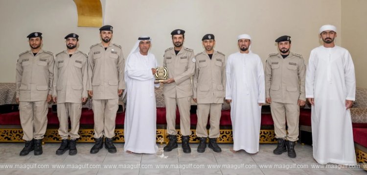 Sharjah Police strengthens community p\'ship with Al Nahwa visit