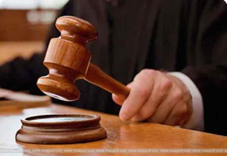 Baby born blind... Mother gets Rs.1 crore compensation