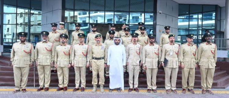 Dubai Police Commander-in-Chief Inspects Workflow at Al Raffa Police Station