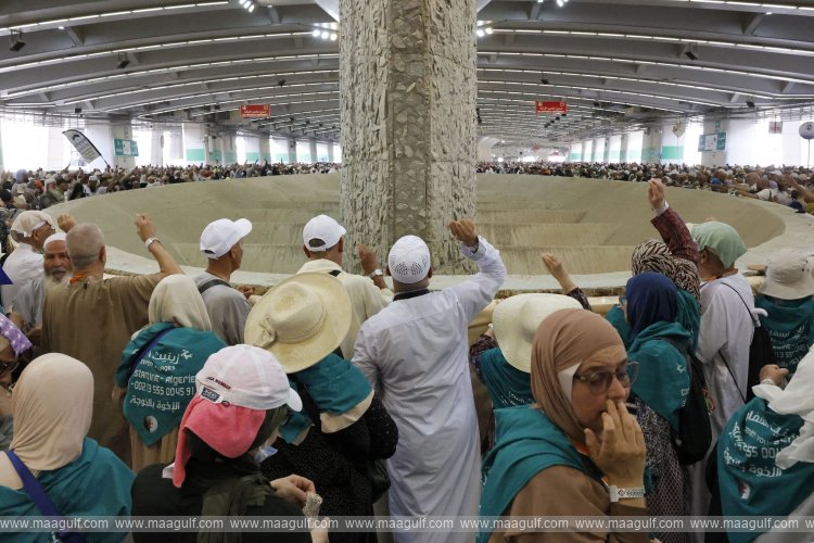 Pilgrims complete final \'Stoning Ritual\' on last day of Tashreeq