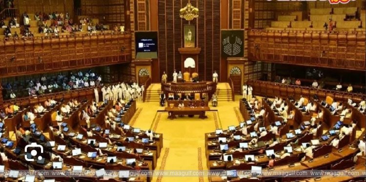 విద్యార్థినులకు ప్రతినెలా మూడు సెలవులు