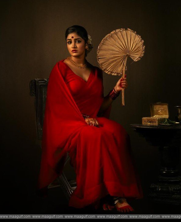 \'భోగి\' మందారం గా డింపుల్ హయాతి స్టన్నింగ్ ఫస్ట్ లుక్ రిలీజ్