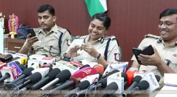 This is the behavior of a police officer who was seen biting his nails.. and smiling..
