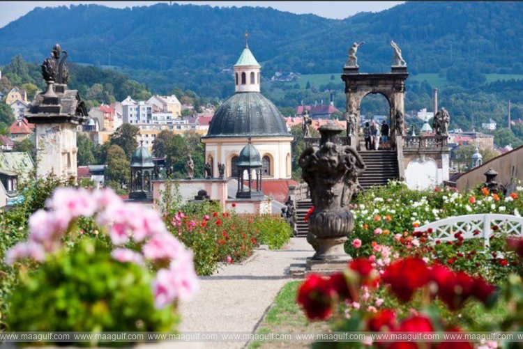 Spring and summer in Czechia: Flowers and Gardens