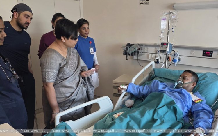భారతీయులను పరామర్శించిన భారత రాయబారి..!!