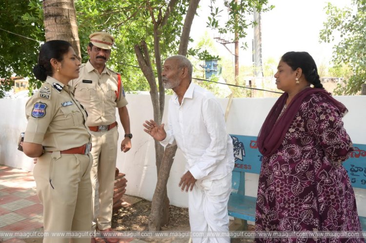 కీసర పోలీస్ స్టేషన్‌ను సందర్శించిన మల్కాజ్‌గిరి సీపీ సుమతి