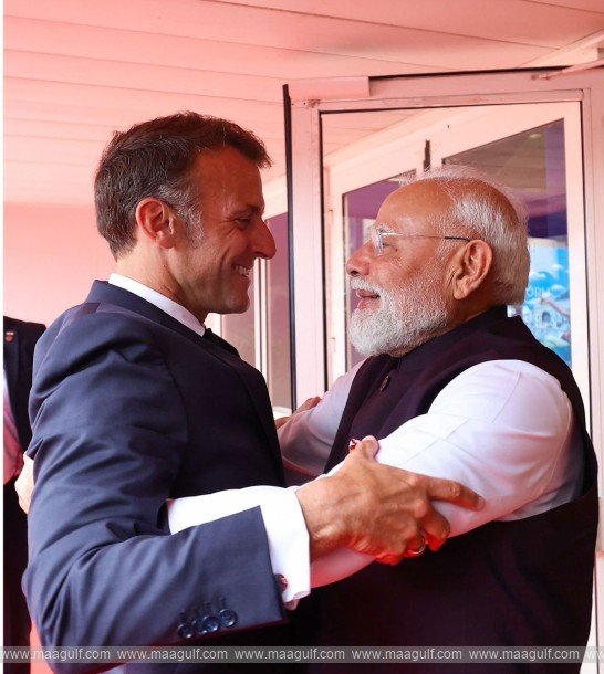 PM Modi meets with French President