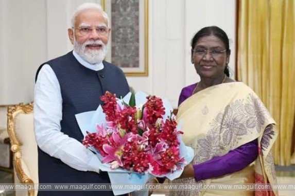 Prime Minister Modi meets President Murmu