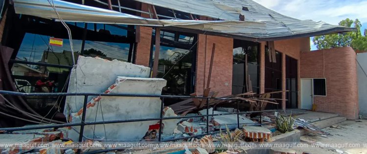 Massive earthquake in Indonesia.. Collapsed buildings
