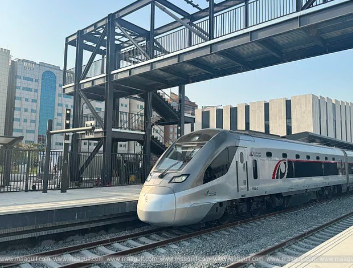 The first Etihad train departed from Abu Dhabi