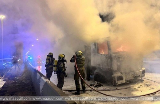 ఫహహీల్ ఎక్స్‌ప్రెస్‌వే పై అగ్నిప్రమాదం..!!