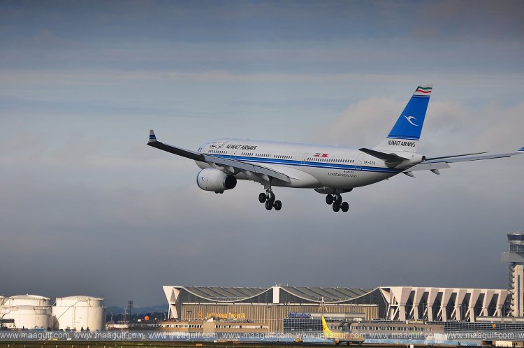 Kuwait activates airport emergency plan, suspends flights after Iranian attack
