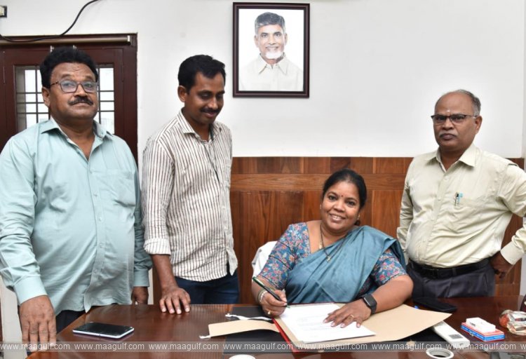 సి.ఆర్. మీడియా అకాడమీ సెక్రెటరీ గా బాధ్యతలు చేపట్టిన  తేళ్ల  కస్తూరి