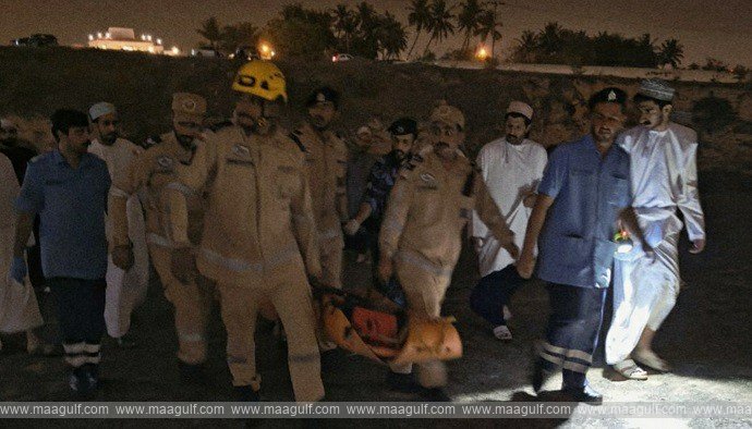 Civil Defence rescues a person in Wadi Jarzeez, Dhofar..!!
