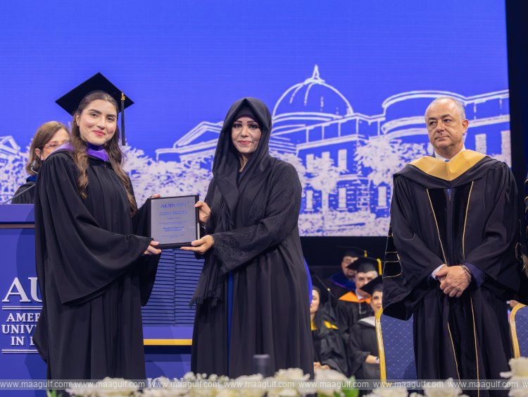 Latifa bint Mohammed witnesses graduation ceremony of American University in Dubai