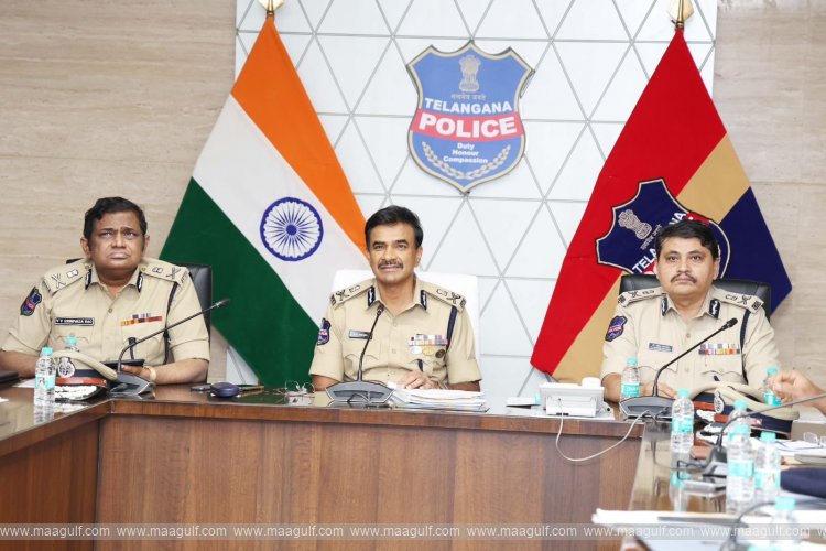 రాష్ట్రవ్యాప్తంగా ఎస్‌ఐ స్థాయి పైబడి పోలీసు అధికారులతో డీజీపీ ఆనంద్ వీడియో కాన్ఫరెన్స్..