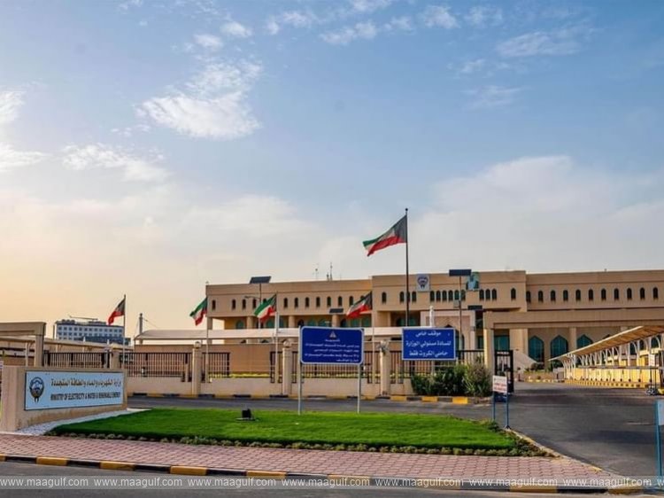 Kuwait says Iranian attack damages power, water distillation plant