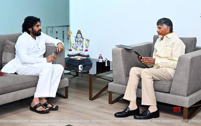 పవన్ కల్యాణ్‌కు సర్జరీ సక్సెస్..త్వరగా కోలుకోవాలన్న సీఎం చంద్రబాబు!