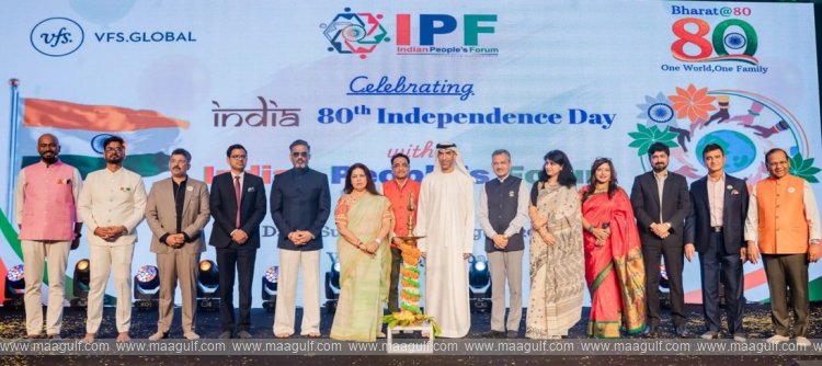 UAE Minister, Bollywood Star Join Indian Expats in Pledge of Loyalty to UAE