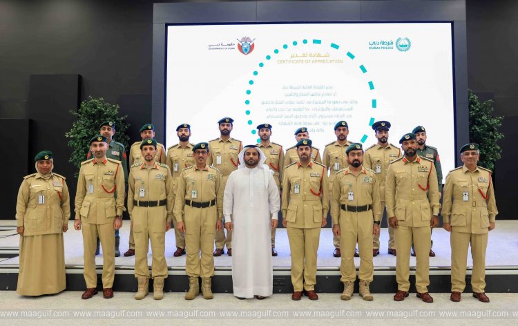 Maj. Gen. Hareb Al Shamsi Honours Outstanding Employees of the General Department of Operations