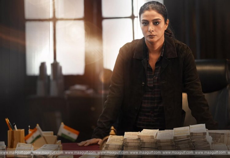 \'స్లమ్ డాగ్\' నుంచి పవర్‌ఫుల్ ఆఫీసర్ గౌరీ హెగ్డేగా టబు గ్లింప్స్ రిలీజ్