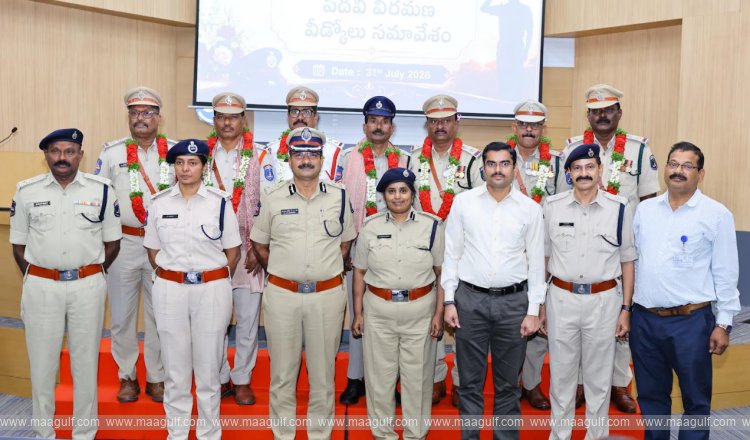 A grand farewell to seven retired police officers.. Cyberabad CP Dr. Ramesh praised their services