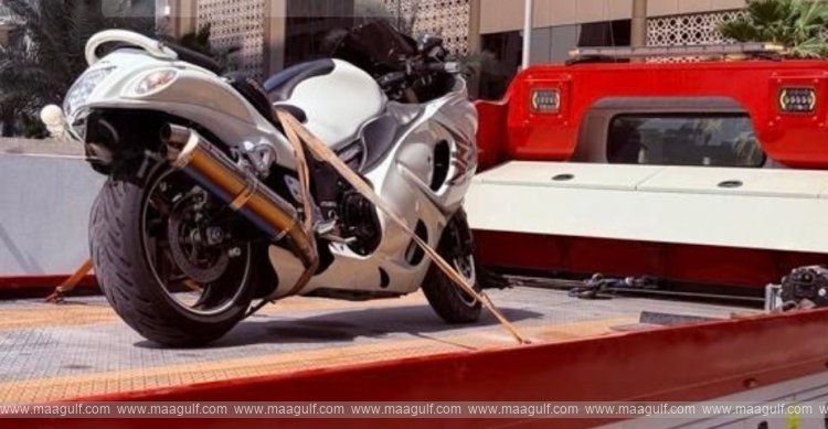 Dubai Police Takes Action Against Motorcyclist Performing Dangerous Stunts at Over 290 km/h