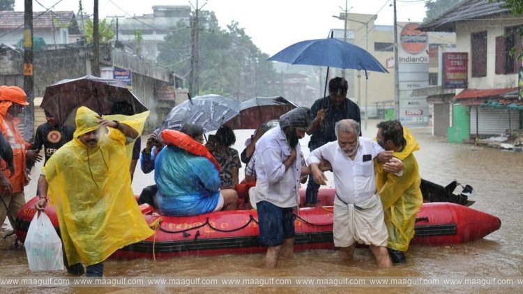 Kerala: 8 people killed in landslides