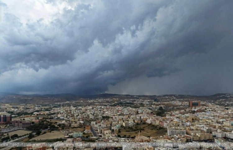 Thunderstorms, heavy rain forecast across regions as temperatures soar to 48°C