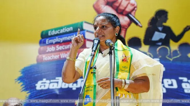 Kavitha has given one-month deadline to CM Revanth