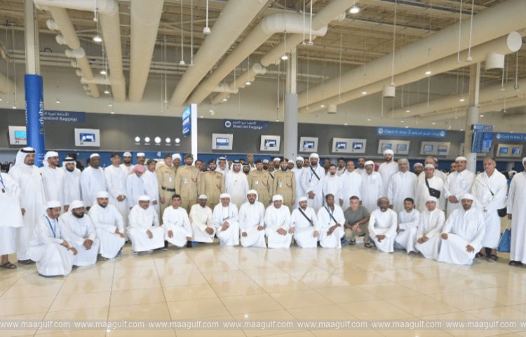 Dubai Police Sponsors 62 Employees for Umrah
