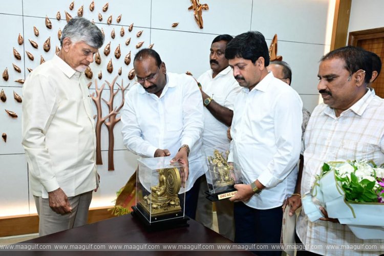 మచిలీపట్నంలో సాగర తీర మహాగణపతి ఉత్సవాలకు సీఎం చంద్రబాబుకు ఆహ్వానం