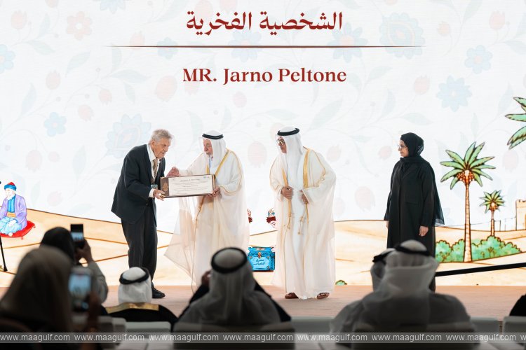Ruler of Sharjah attends opening of 26th Sharjah International Narrator Forum
