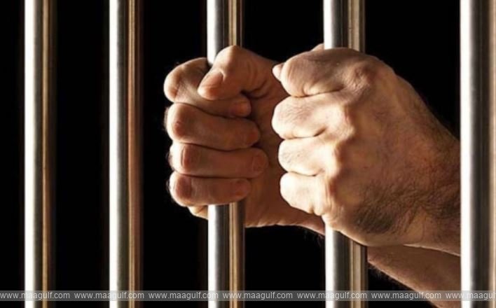 Assault on police officer: Accused sentenced to three years in prison.
