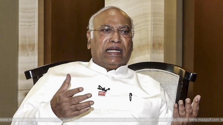 SIR controversy escalates...Kharge demands CEC\'s resignation