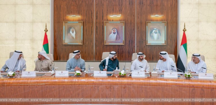 Sheikh Mohammed hairs UAE Cabinet meeting, outlines three priorities for government