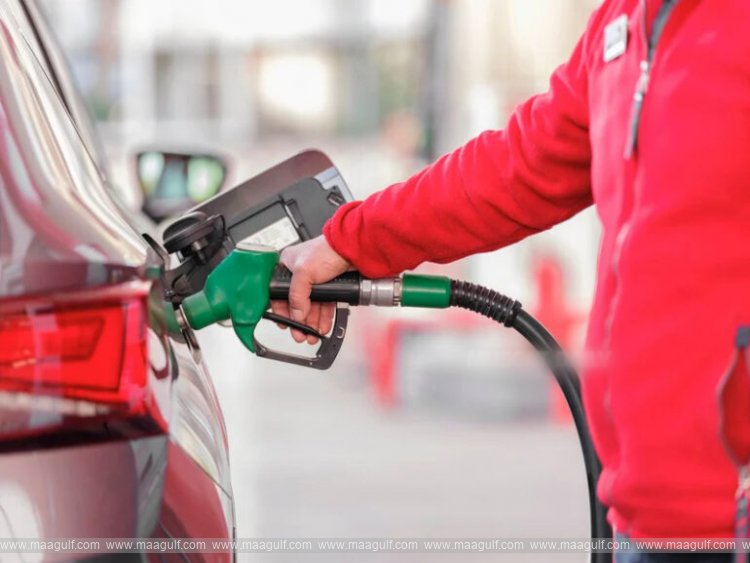 Fines imposed on 17 petrol stations in Oman..!!