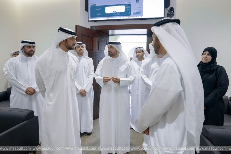 Sultan bin Ahmed reviews Judicial Department updates, AI services