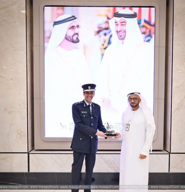 Qatar Delegation Visits GDRFA Dubai to Explore Residency Services