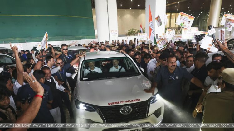 Rahul Gandhi escapes unhurt after convoy involved in accident in Uttar Pradesh